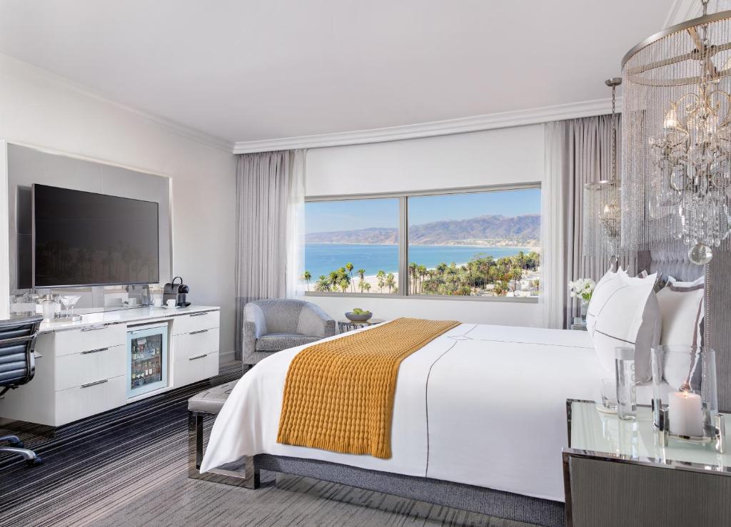 Premier King Room with Ocean View
