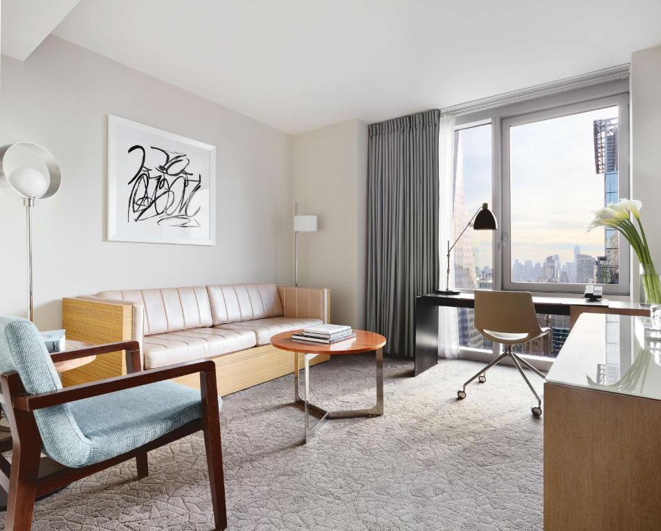 One-Bedroom Suite with Times Square View
