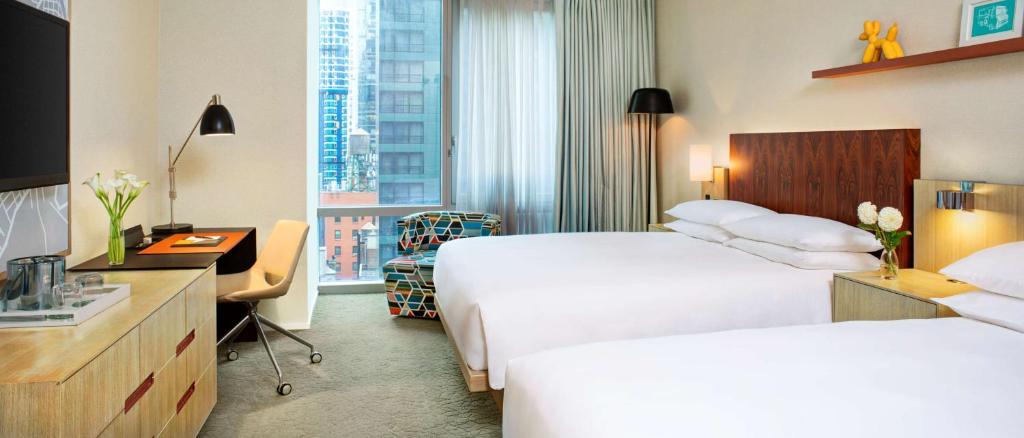 Queen Room with Two Queen Beds – High Floor