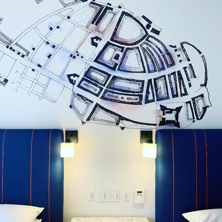 Double Room with Two Double Beds and Accessible Shower – Disability Access