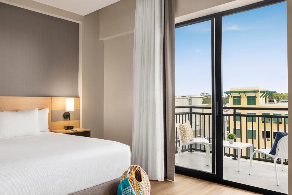 King Room with Sofa Bed