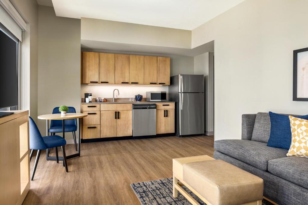 Ocean King Suite with Sofa Bed