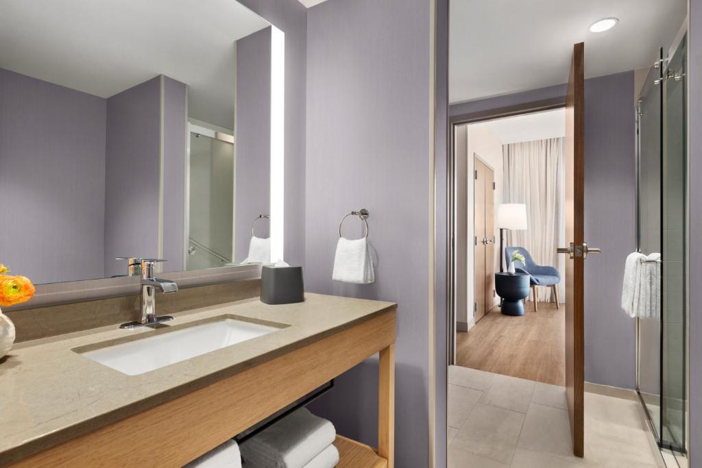 Ocean King Suite with Sofa Bed