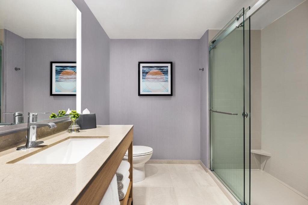 Queen Room with Two Queen Beds and Ocean View – High Floor