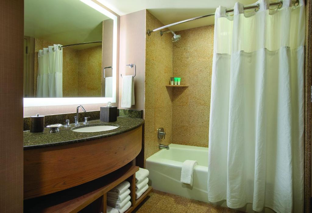 King Room with Balcony