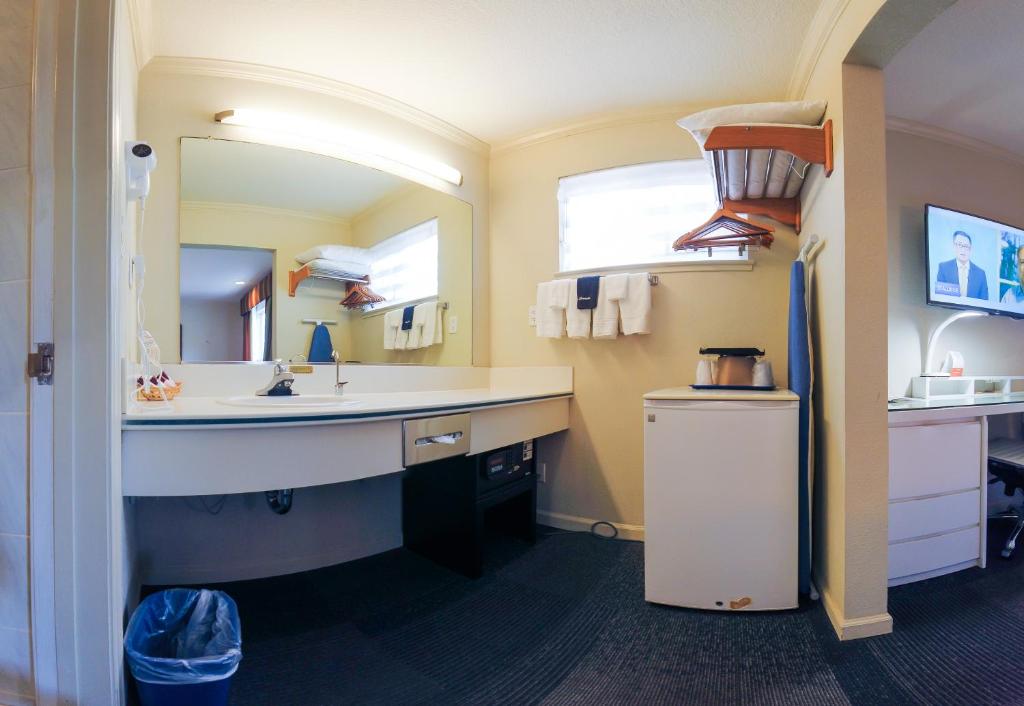 Double Room with Two Double Beds