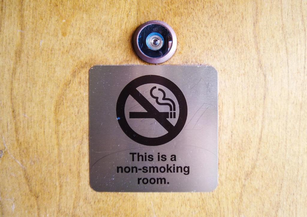 King Room – Non-Smoking