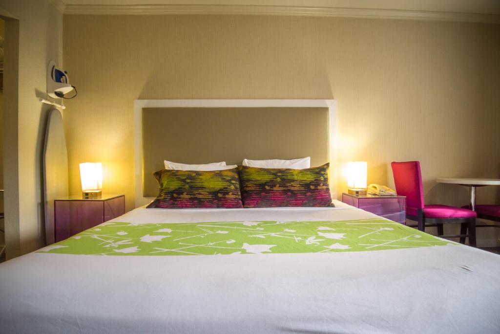 King Room – Non-Smoking