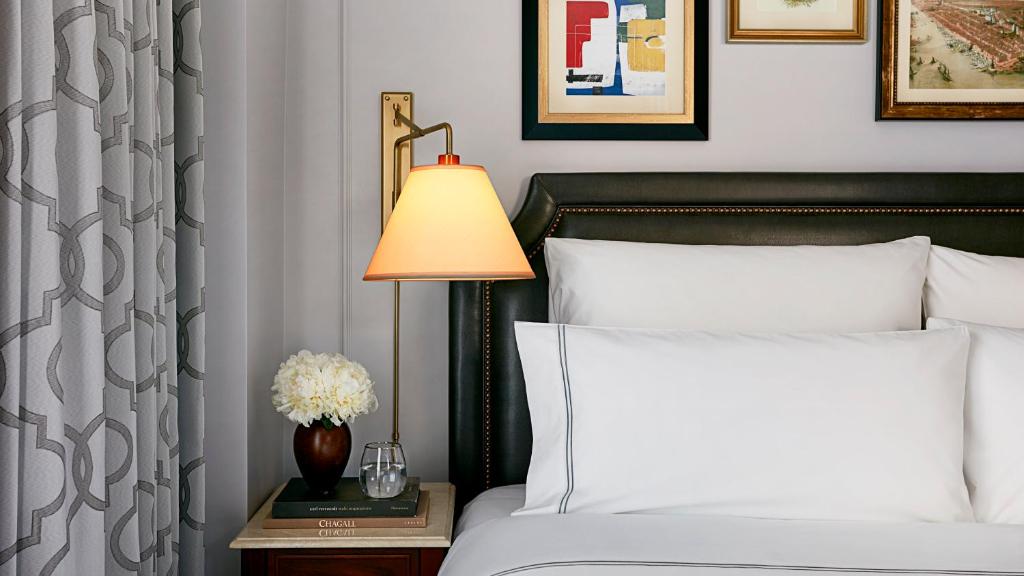 One-Bedroom King Suite