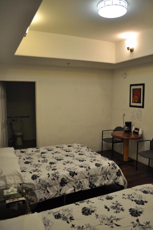 Queen Room with Two Queen Beds