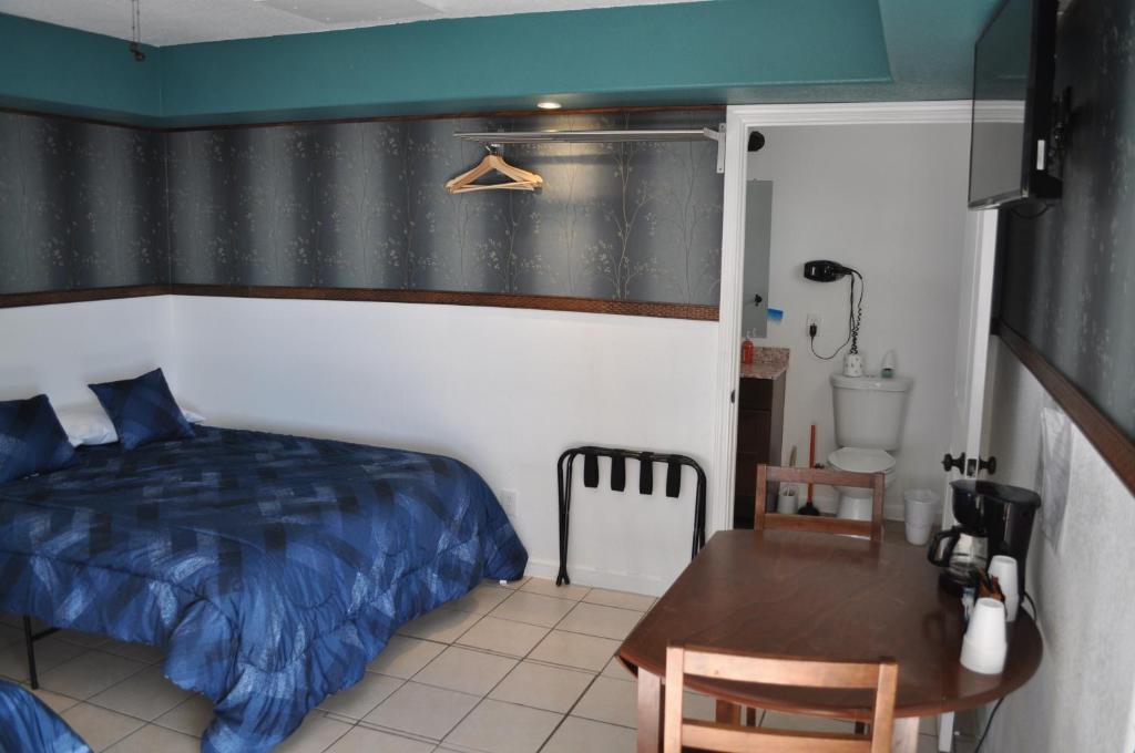 Queen Room with Two Queen Beds