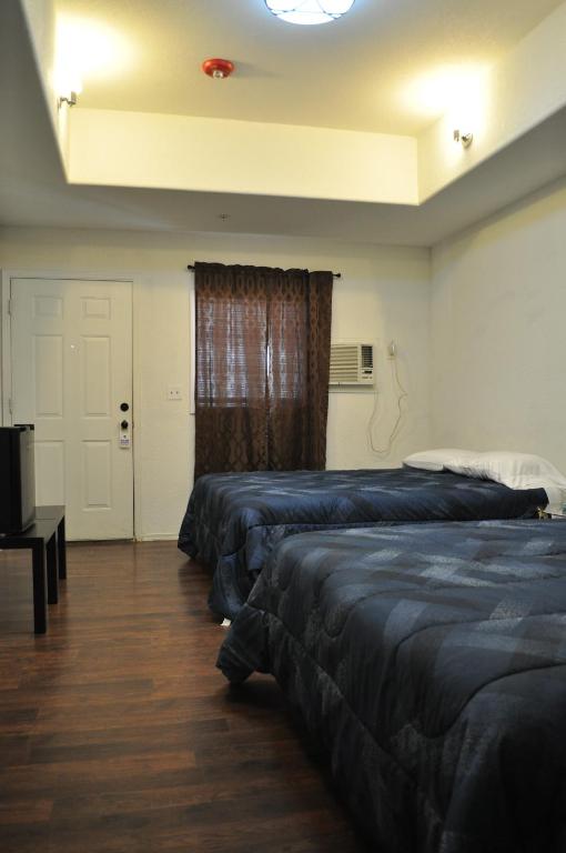 Queen Room with Two Queen Beds