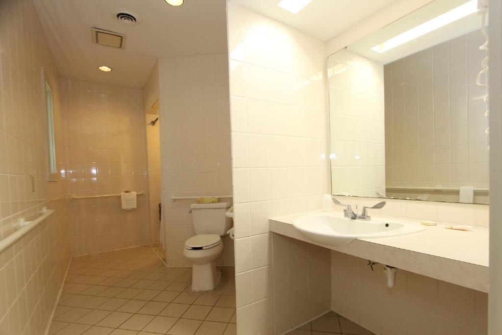 One-Bedroom Cottage with 1 Queen Bed ADA