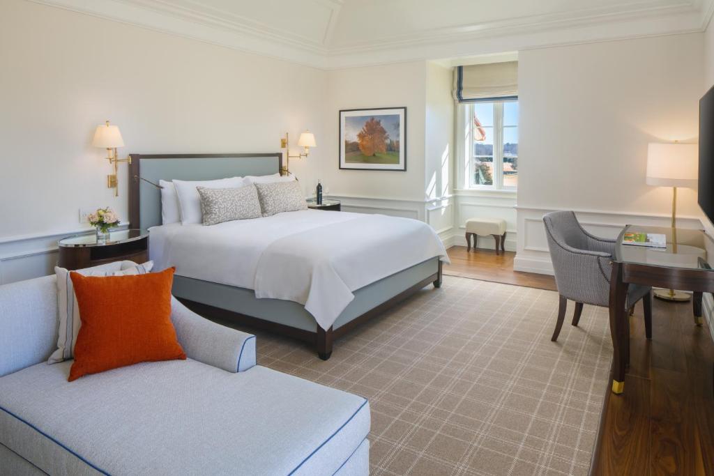 King Room with Balcony