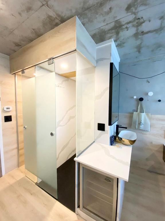 King Room with Balcony