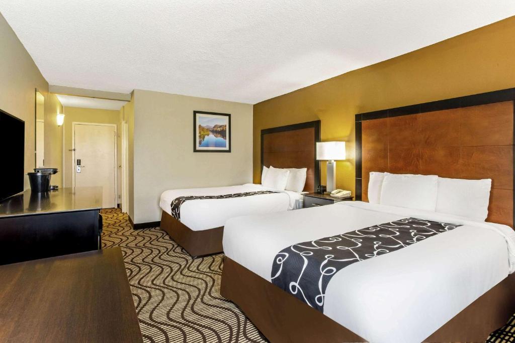 Queen Room with Two Queen Beds