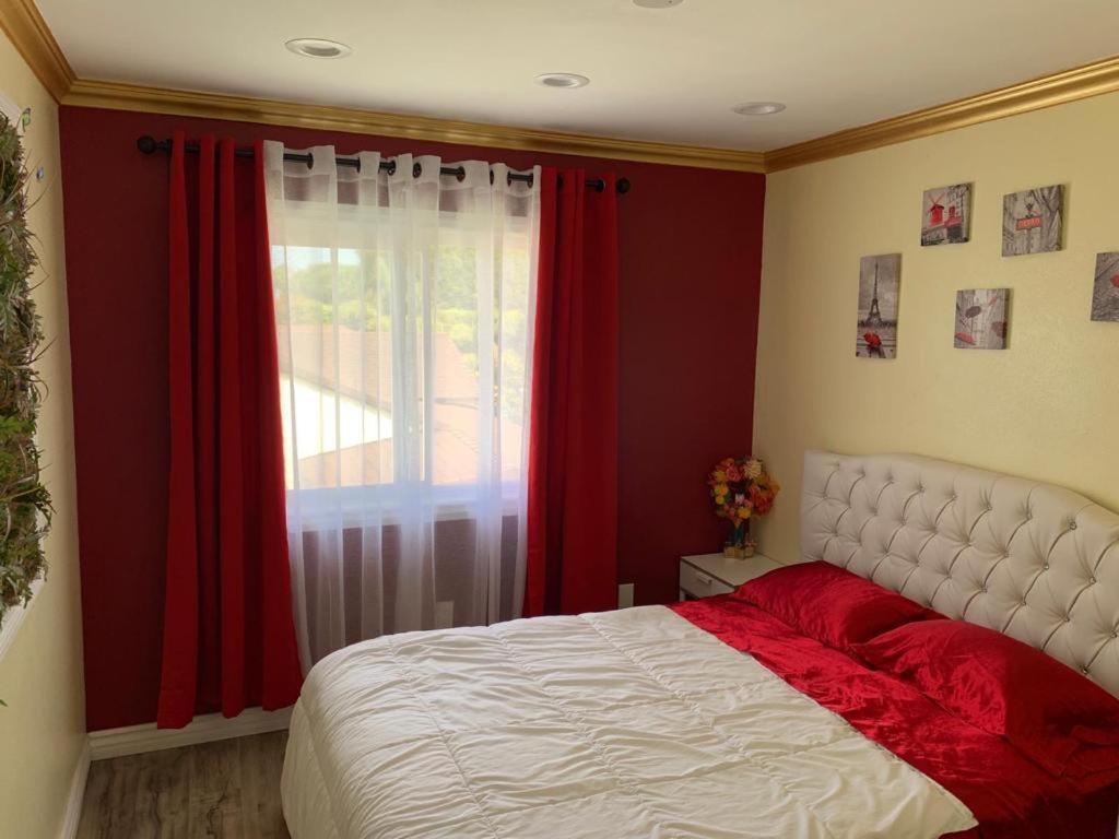 Double or Twin Room with Shared Bathroom