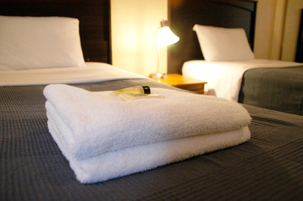 Twin Room with Shared Bathroom