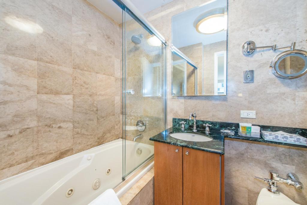 One-Bedroom Suite with Two Queen Beds