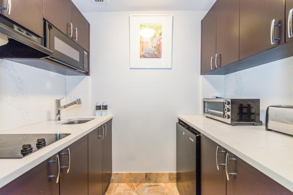 One-Bedroom Suite with Two Queen Beds