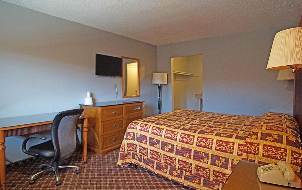 King Room Jacuzzi Non-Smoking