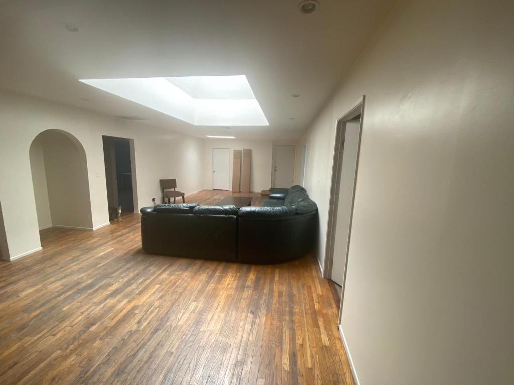 Queen Room with Shared Bathroom