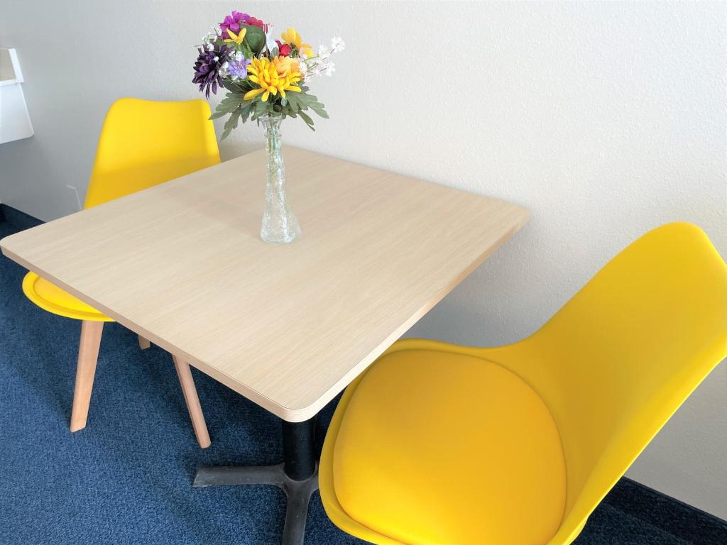 King Room – Non-Smoking