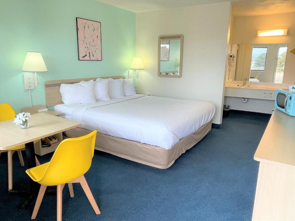 King Room – Non-Smoking