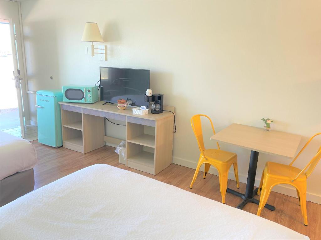 King Room – Non-Smoking