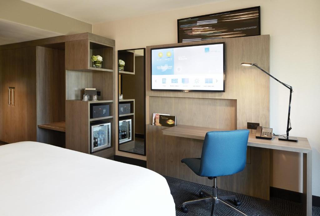 Social City View King