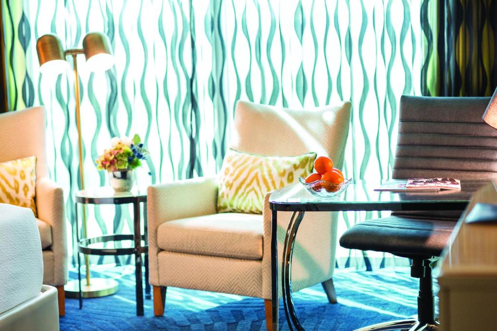 Stay Well Resort King