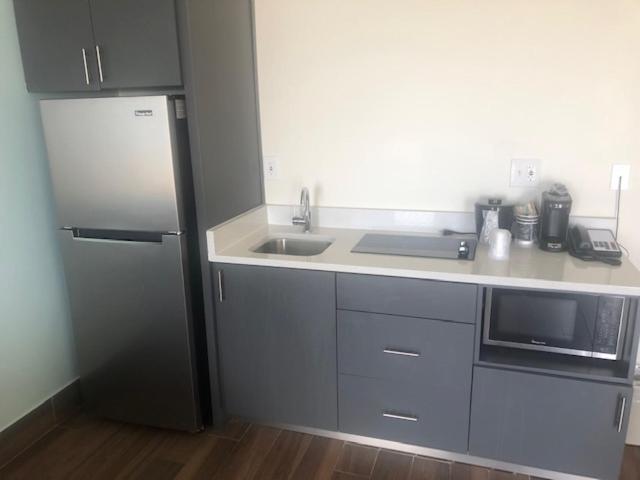 Oceanfront Suite – Lower Floor