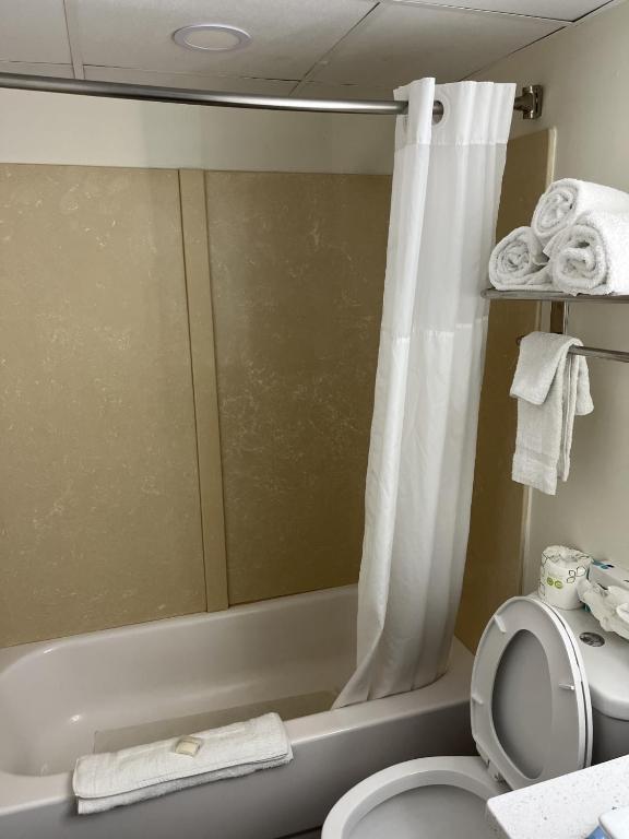 Oceanfront Suite – Lower Floor