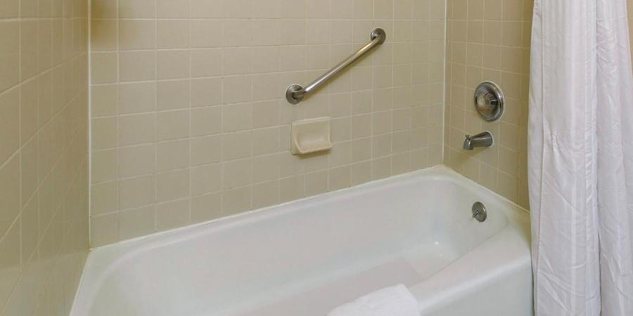 Deluxe Queen Room with Two Queen Beds