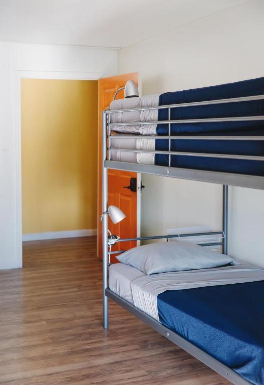 Bed in 10-Bed Mixed Dormitory Room