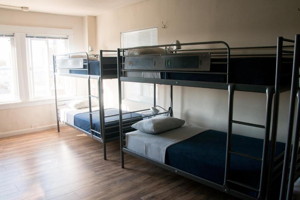 Bed in 10-Bed Mixed Dormitory Room