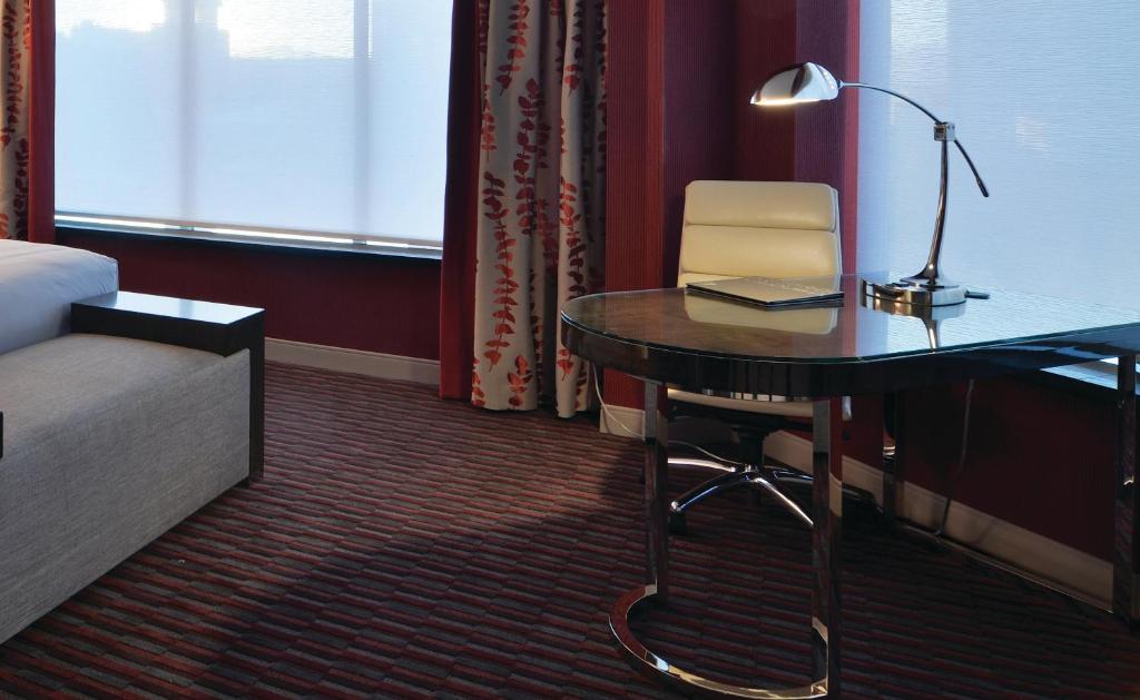 Tower One Bedroom Suite