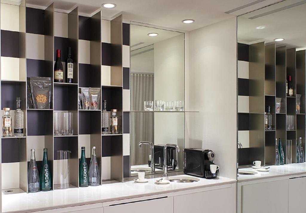 Accessible Deluxe Studio Suite