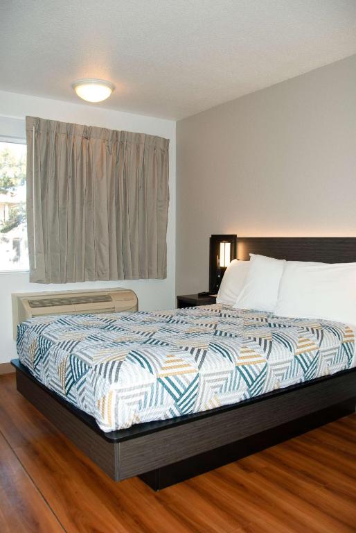 Double Room – Disability Access – Non-Smoking