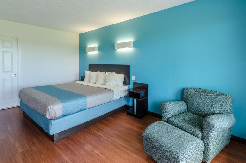 King Room – Non-Smoking