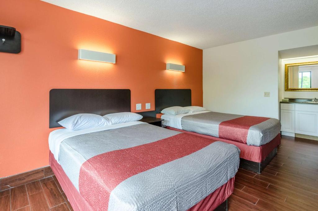 Quadruple Room – Non-Smoking