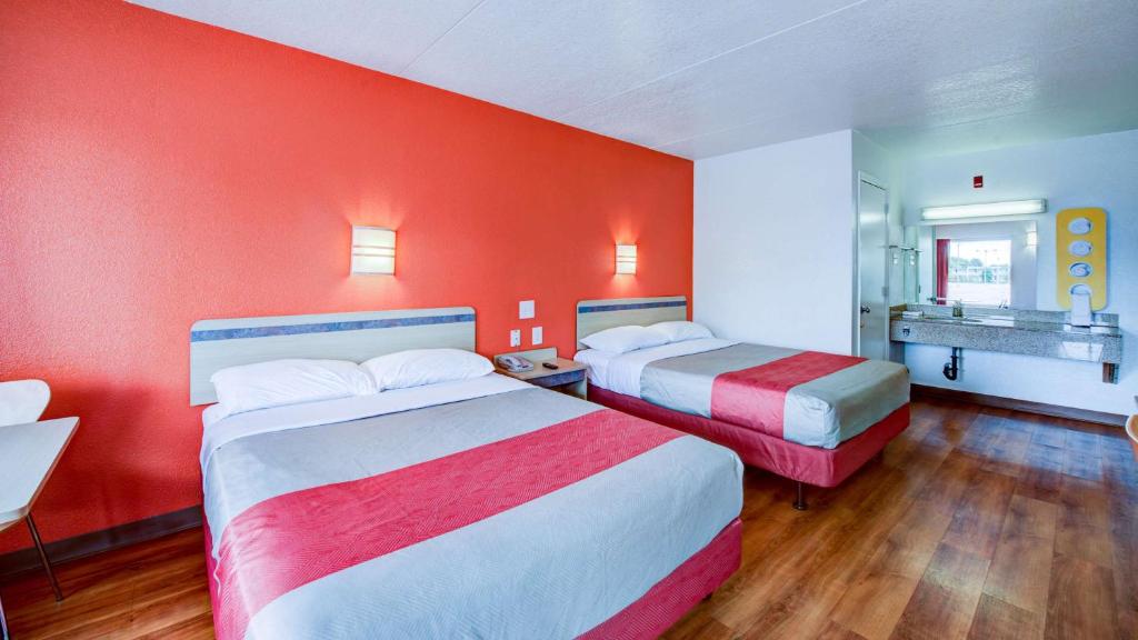 Quadruple Room – Disability Access