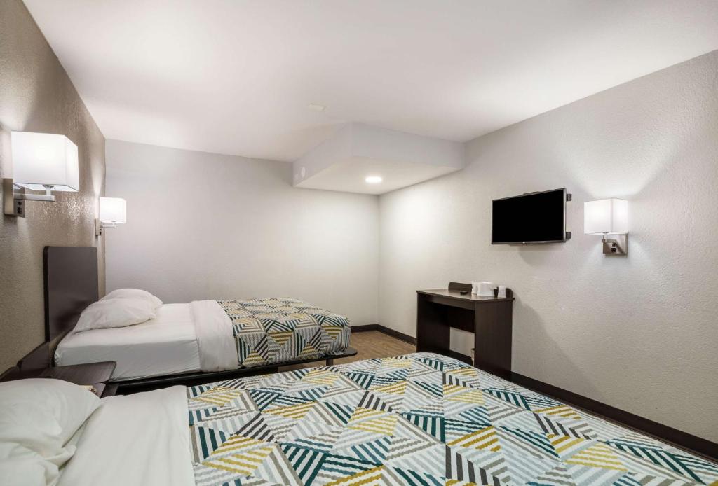 Queen Room – Disability Access