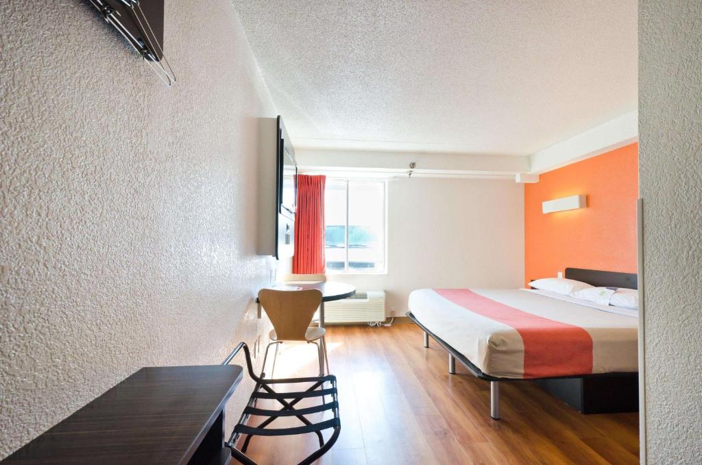 King Room – Disability Access