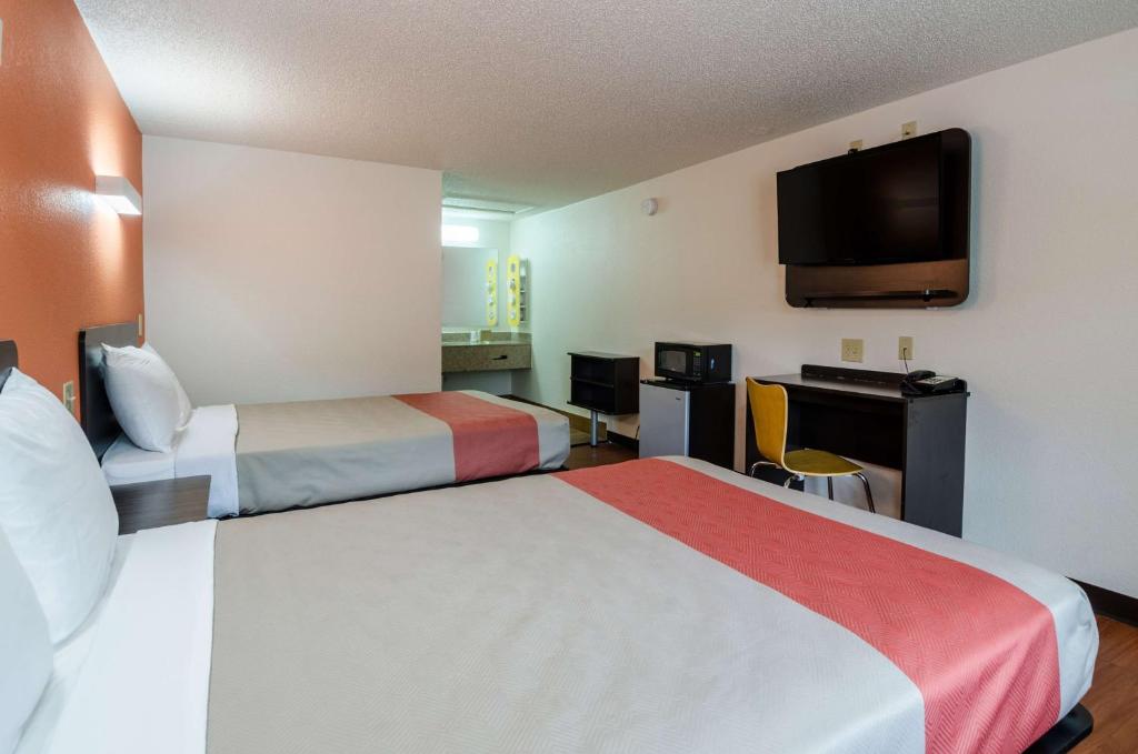 Deluxe Quadruple Room – Smoking