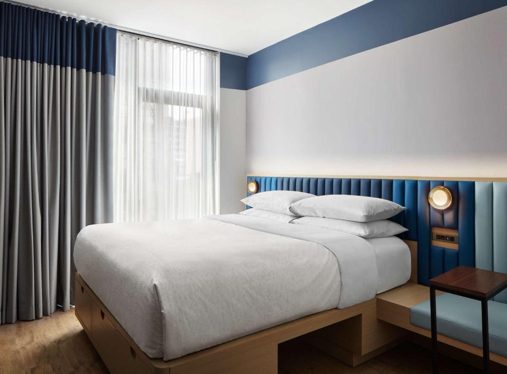 King Room with City View