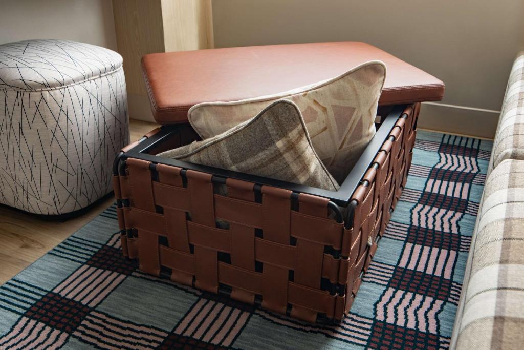 Flex Room with Wall Bed