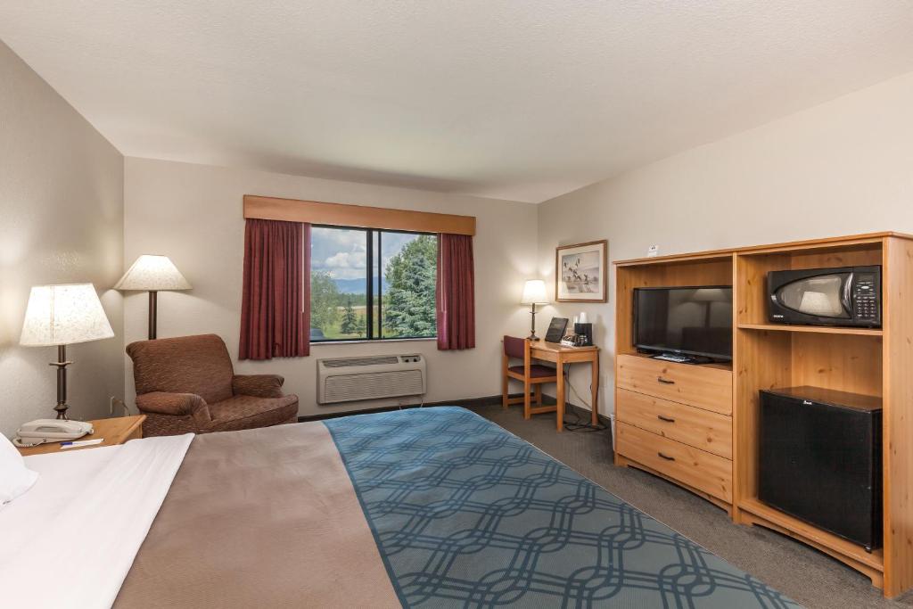 Business King Room – Pet Friendly