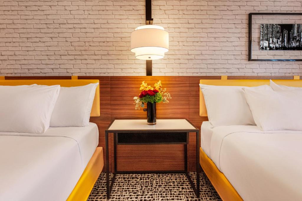 Soho Premier Two Queen