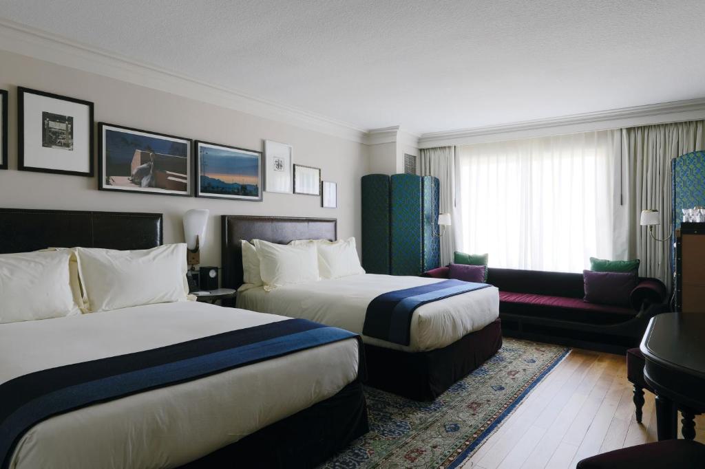 Classic Queen Room with Two Queen Beds